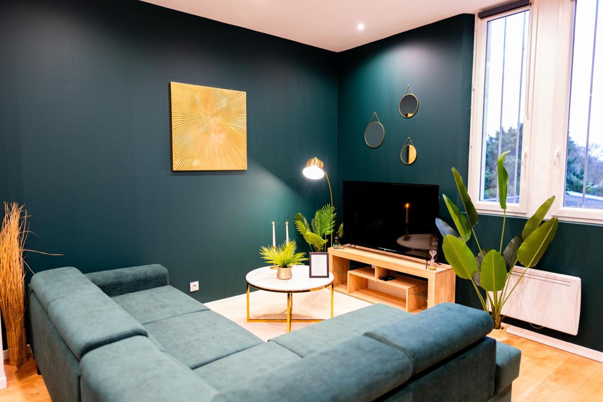 Grand Loft Familial 4 Chambres Avec Parking Prive Saumur Ngoại thất bức ảnh