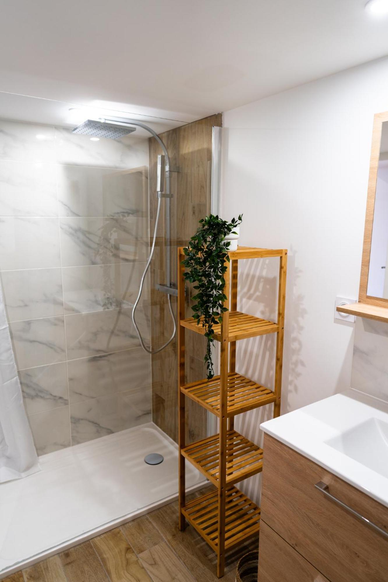 Grand Loft Familial 4 Chambres Avec Parking Prive Saumur Ngoại thất bức ảnh